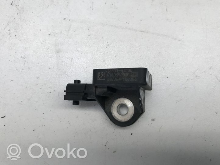 Opel Agila B Czujnik uderzenia Airbag 3893051K00