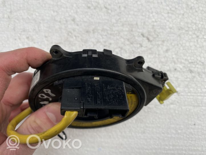 Toyota Corolla E110 Muelle espiral del airbag (Anillo SRS) T083971361