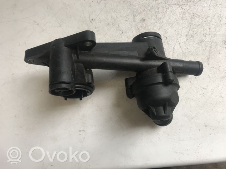 Volkswagen Scirocco Termostat / Obudowa termostatu 03C121111P