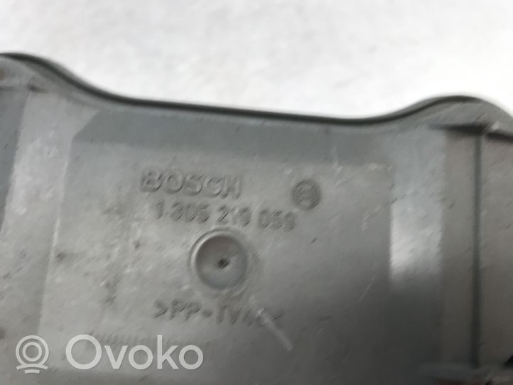 Ford Fiesta Priekšējā luktura vāks 1305219059