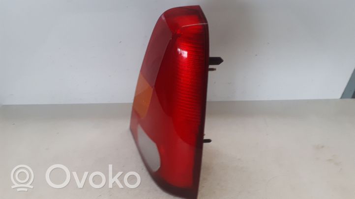 Dacia Logan I Lampa tylna 8200211019