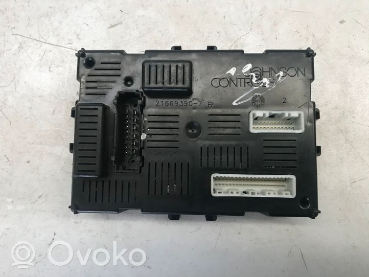 Nissan Micra Comfort/convenience module 216762702A