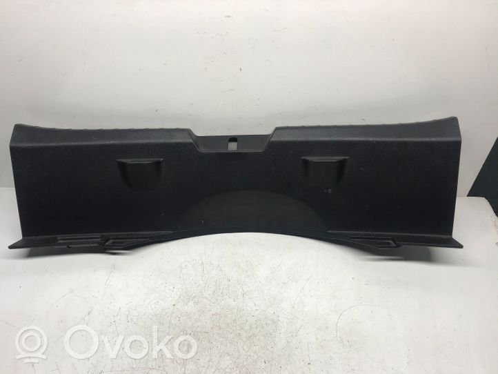 Toyota Yaris Отделка порога багажника 583870D090