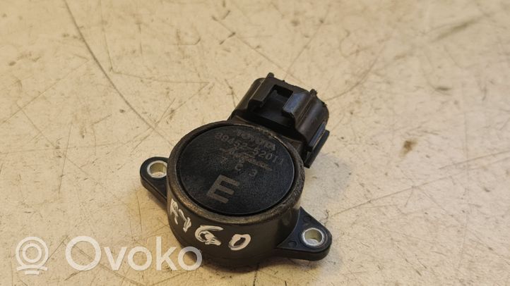 Toyota Aygo AB10 Sensor de posición de la válvula de mariposa 8945252011