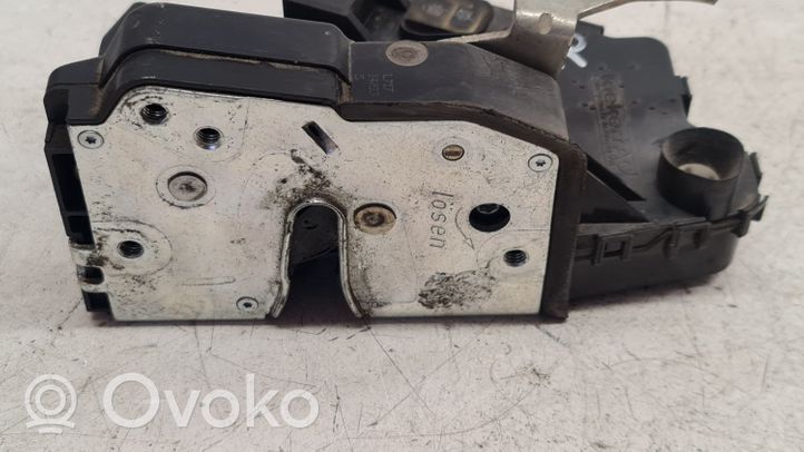 BMW 3 E46 Front door lock 8196031