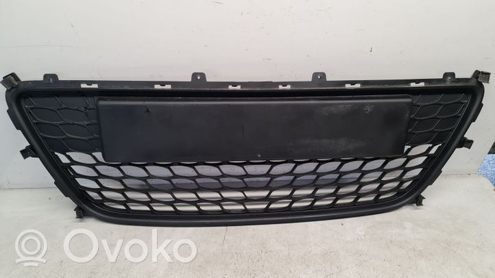 Hyundai i30 Grille inférieure de pare-chocs avant 865612L010