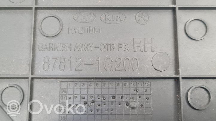 KIA Rio Panel wykończeniowy błotnika 878121G200