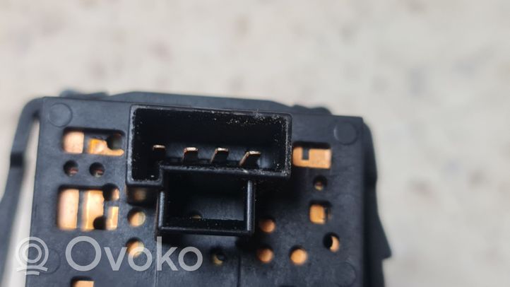 Opel Combo C Wiper speed switch 09185417