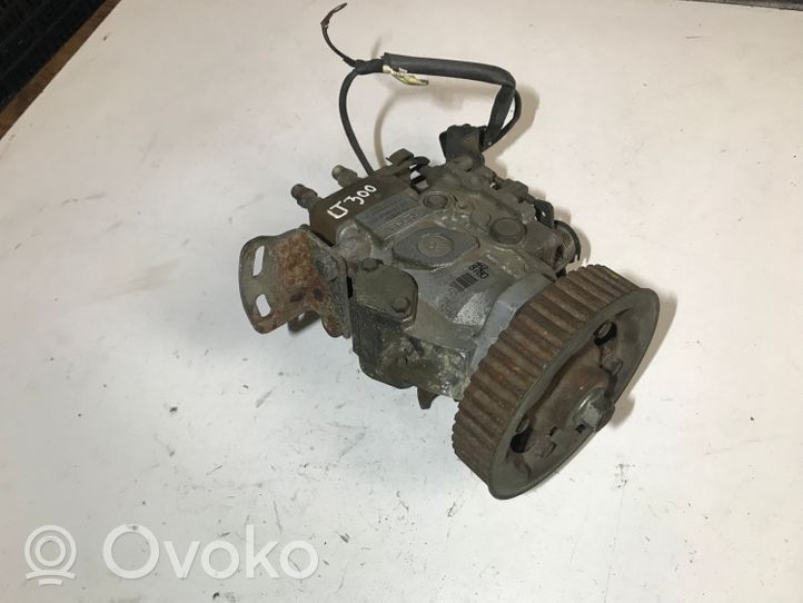 Mitsubishi L300, Cosmos Polttoaineen ruiskutuksen suurpainepumppu MD306842