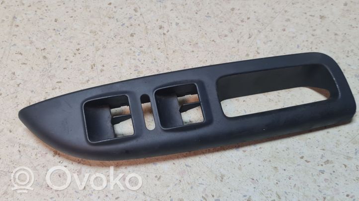 Skoda Octavia Mk2 (1Z) Rivestimento pulsantiera finestrino della portiera anteriore 1Z2867172