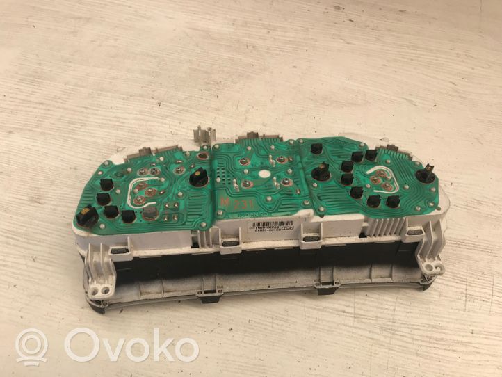 Subaru Impreza I Speedometer (instrument cluster) 831001E810