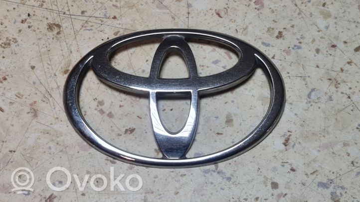 Toyota Avensis T220 Emblemat / Znaczek tylny / Litery modelu 5662502