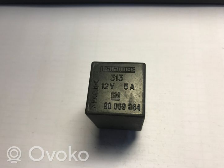 Opel Calibra Other relay 90069864