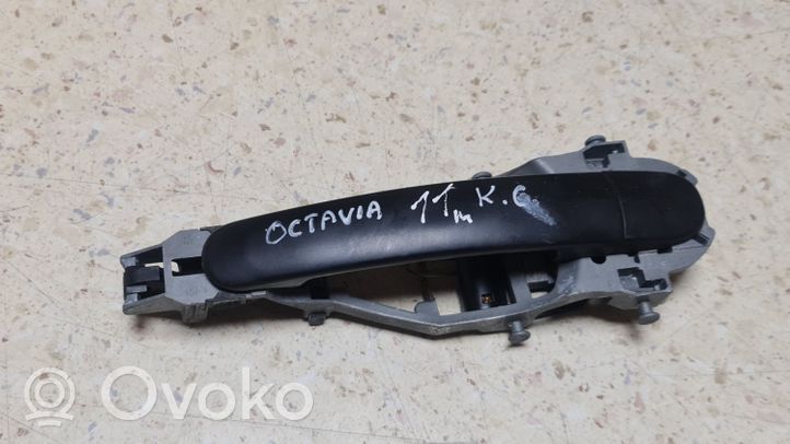 Skoda Octavia Mk2 (1Z) Maniglia esterna per portiera posteriore 1K0837885A