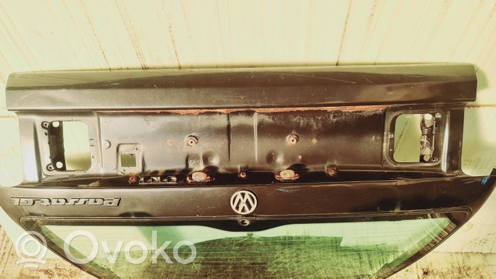 Volkswagen PASSAT B3 Tailgate/trunk/boot lid 