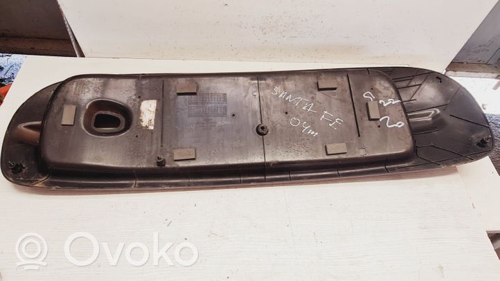 Hyundai Santa Fe Takaluukun rekisterikilven valon palkki 8737126010