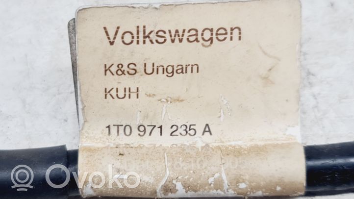 Volkswagen Golf V Minuskabel Massekabel Batterie 1K0971235A