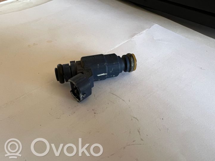 353102B000 KIA Pro Cee'd I Fuel injector, 5.00 € | RRR