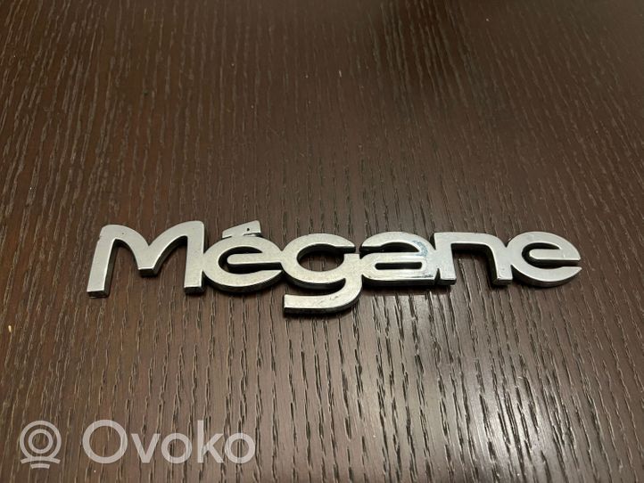 Renault Megane I Logo, emblème de fabricant 7700845989