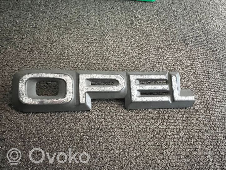 Opel Ascona C Emblemat / Znaczek tylny / Litery modelu 90227227