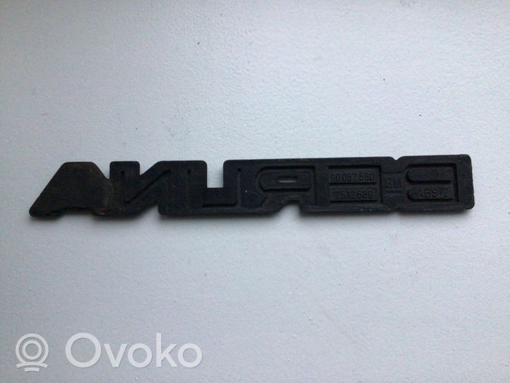 Opel Kadett D Insignia/letras de modelo de fabricante 90087580