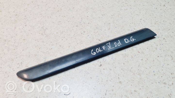 Volkswagen Golf V Listwa / Nakładka na błotnik przedni 1K3853536A