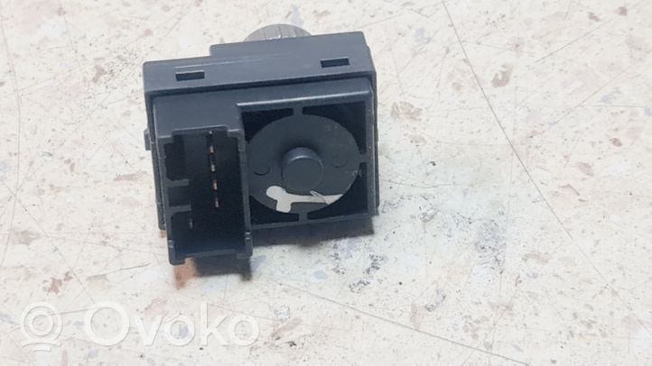 Mitsubishi Colt CZ3 Wing mirror switch MN108084