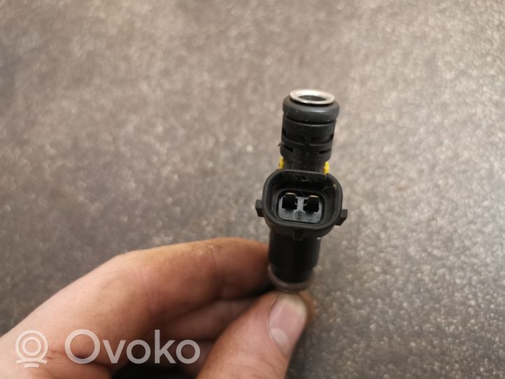 Peugeot 308 Injecteur de carburant V752817680