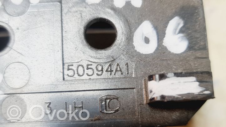 Toyota Corolla E120 E130 Klamka wewnętrzna drzwi przednich 50594A1