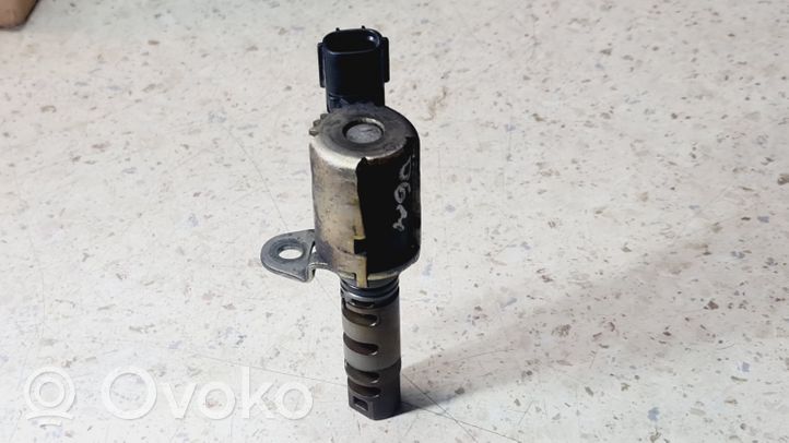 Toyota Corolla E120 E130 Paskirstymo velenėlio adaptacijos vožtuvas (vanos vožtuvas) 1533022030