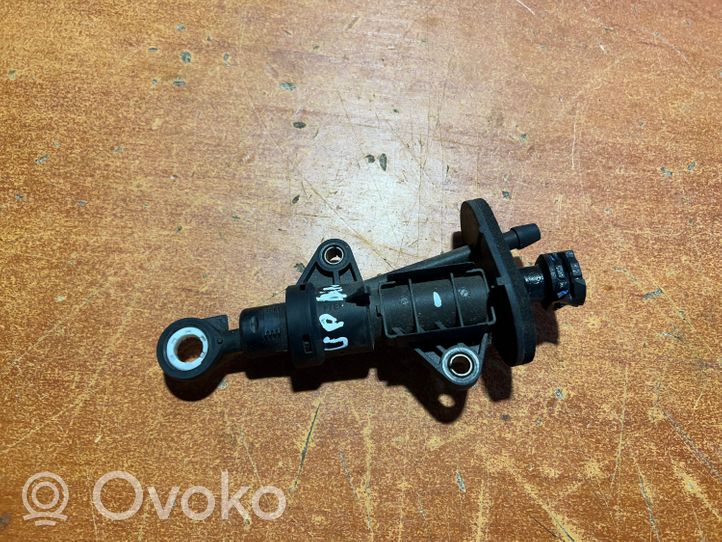 Volkswagen Up Clutch master cylinder 1S0721388A