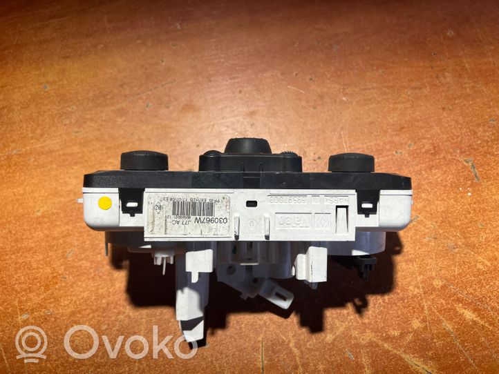 Renault Modus Ilmastoinnin ohjainlaite 69597003