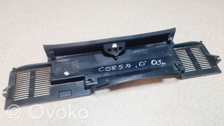 Opel Corsa D Osłona pasa bagażnika 13215808