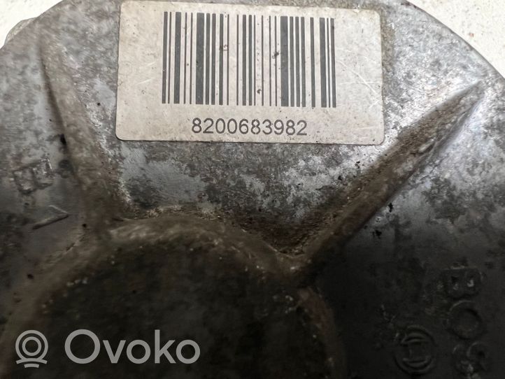 Opel Vivaro Vacuum pump 8200683982