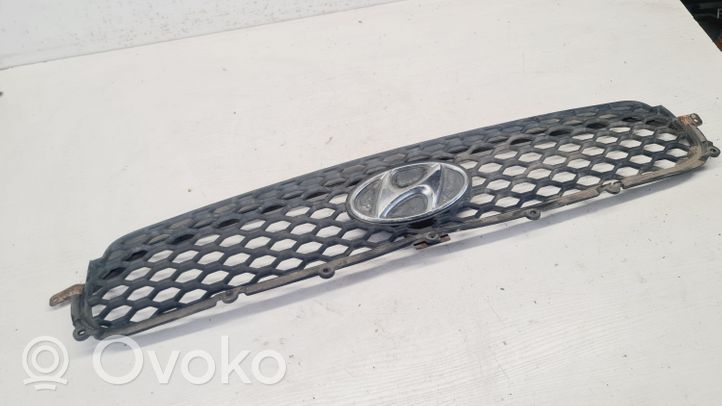 Hyundai Santa Fe Grille calandre supérieure de pare-chocs avant 8635226900