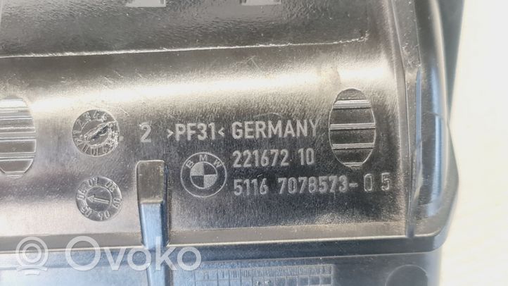 BMW 1 E81 E87 Popielniczka przednia tunelu środkowego 5116707857305