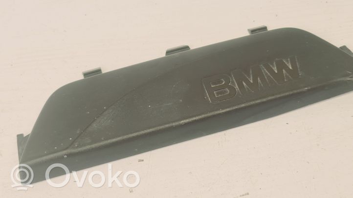 BMW 1 E81 E87 Takaoven kynnyksen suojalista 51777117635