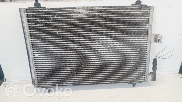 Peugeot 607 Radiateur condenseur de climatisation 