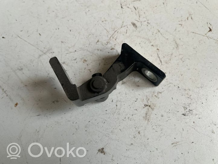 Skoda Citigo Oberes Scharnier Tür hinten 8K0831402A