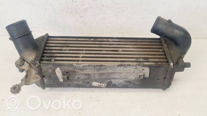 Alfa Romeo 166 Välijäähdyttimen jäähdytin 60654093