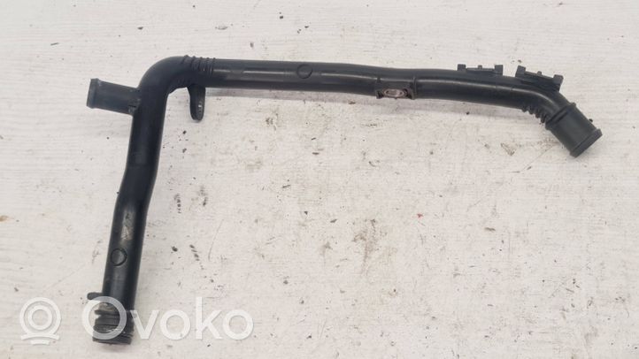 Volkswagen Golf VI Moottorin vesijäähdytyksen putki/letku 03L121065AJ