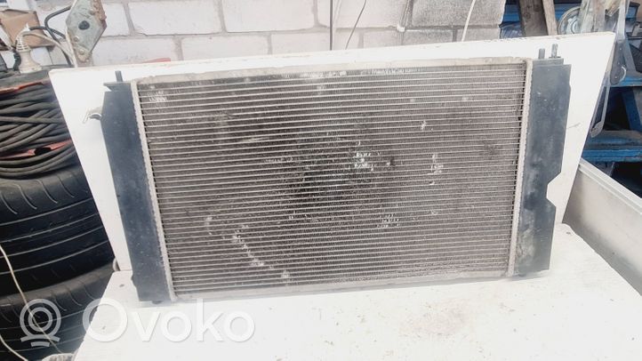 Toyota Corolla Verso AR10 Radiateur de refroidissement MN422132