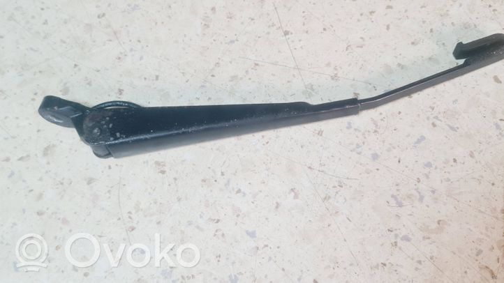 Volvo S40, V40 Rear wiper blade arm 782