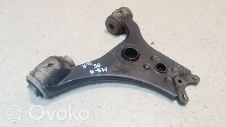 Mercedes-Benz A W169 Braccio di controllo sospensione anteriore inferiore/braccio oscillante A1693300307