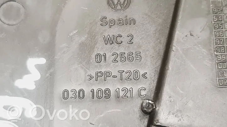 Volkswagen Polo III 6N 6N2 6NF Paskirstymo diržo apsauga (dangtelis) 030109121C