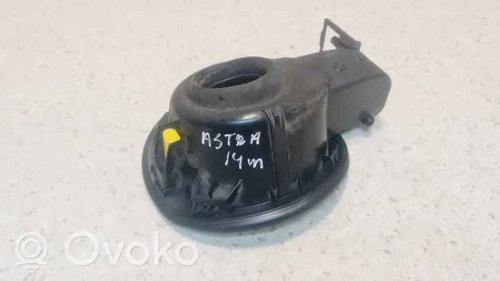 Opel Astra J Bouchon, volet de trappe de réservoir à carburant 13358933