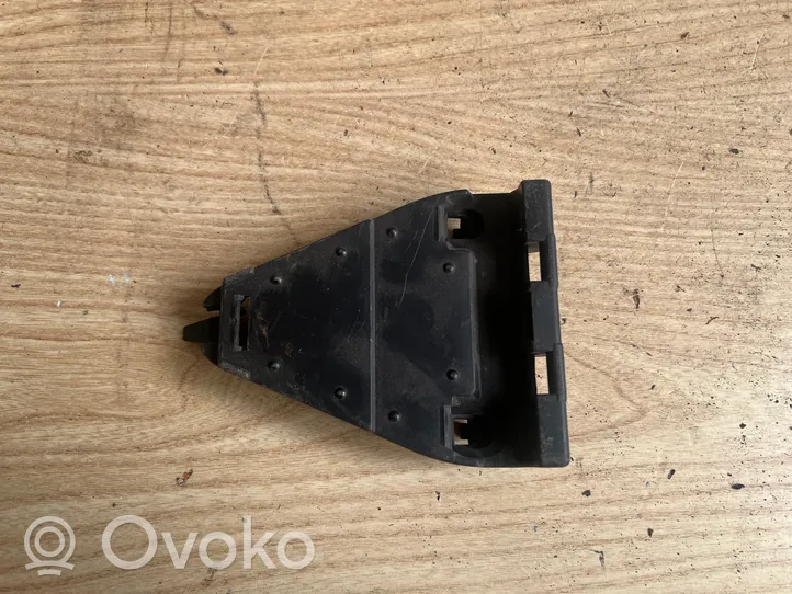 Audi A4 S4 B6 8E 8H Staffa supporto del triangolo d’emergenza 8E5860285