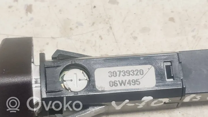 Volvo V70 Hätävilkkujen kytkin 30739320