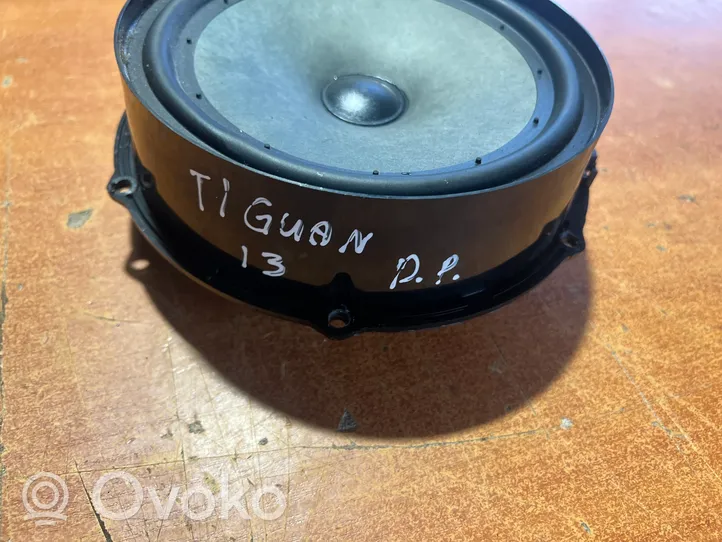 Volkswagen Tiguan Front door speaker 5N0035454B