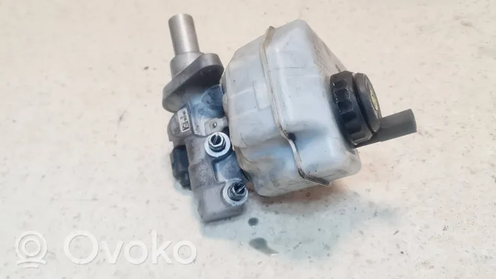 Volkswagen Tiguan Główny cylinder hamulca 03350886761